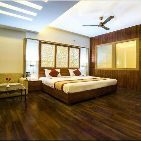 Hotel Apex International Джодхпур Екстер'єр фото